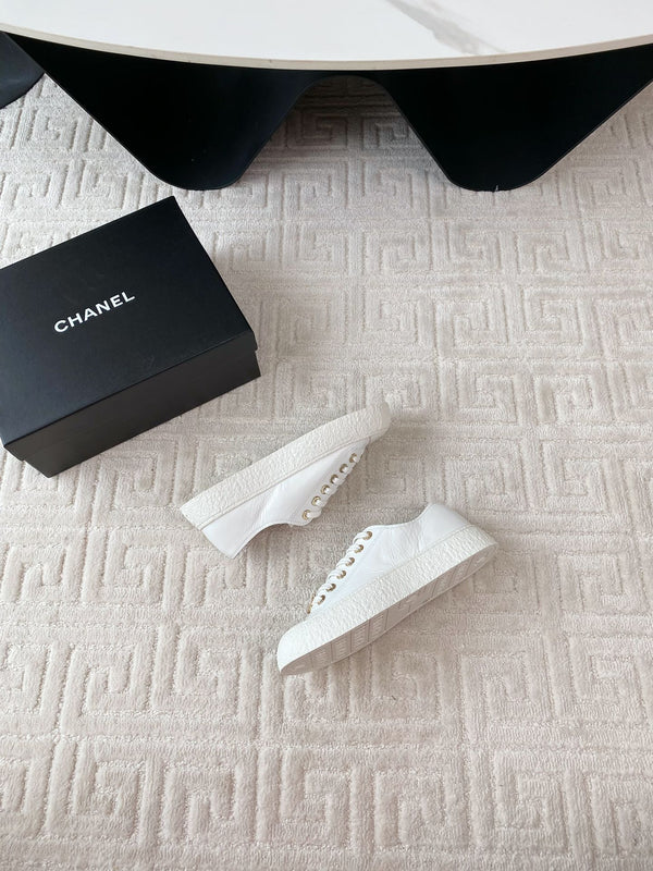 CC Low Sneaker 35mm Pelle bovina bianca rugosa