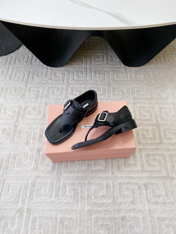 Miu Thong Sandals In Black Lambskin With Silver Buckle