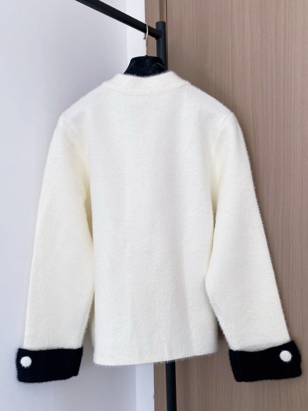 Chanel 2025 Cardigan Laine Noire et Blanche 331291