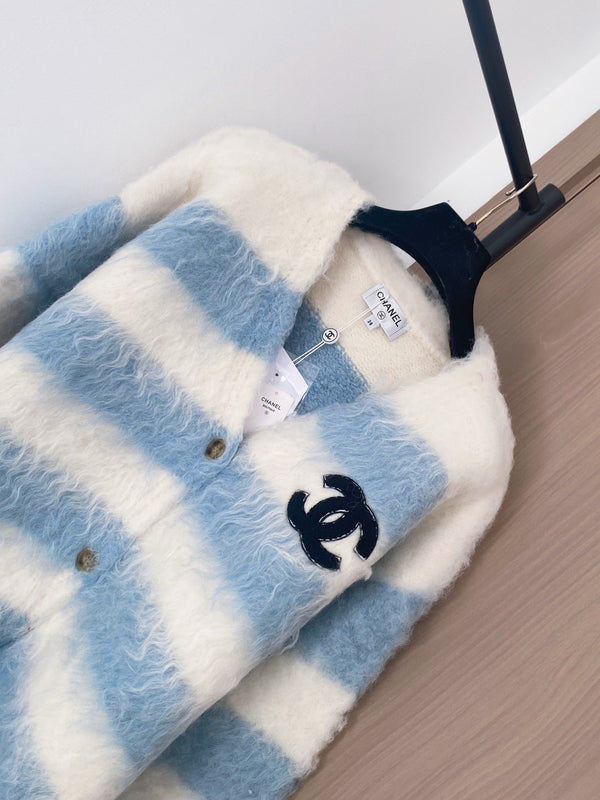 Chanel 2025 Cardigan Mélange bleu et blanc Laine 99270
