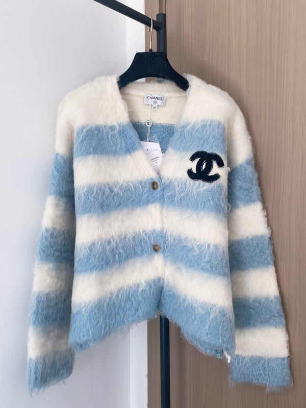 Chanel 2025 Cardigan Mélange bleu et blanc Laine 99270