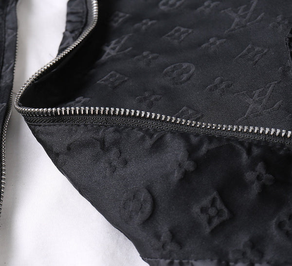LV JACKET BLACK MONOGRAM 239000