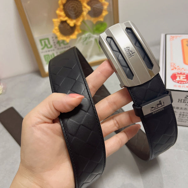 Ceinture HM 38 mm en cuir de veau noir, boucle argentée 619595