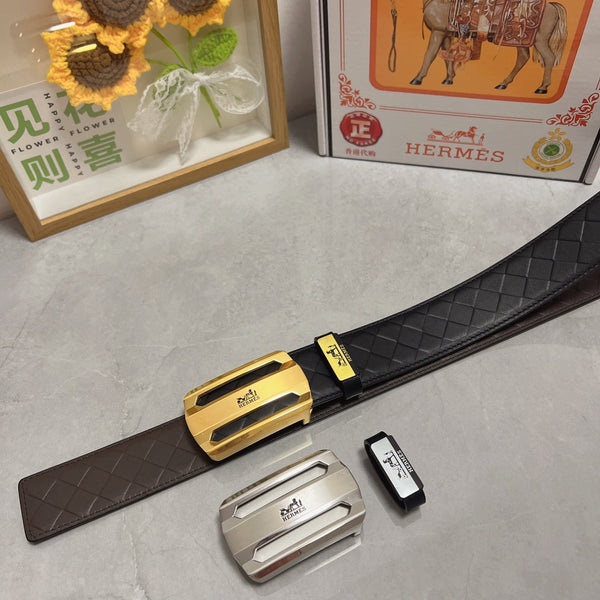 Ceinture HM 38 mm en cuir de veau noir, boucle argentée 619595