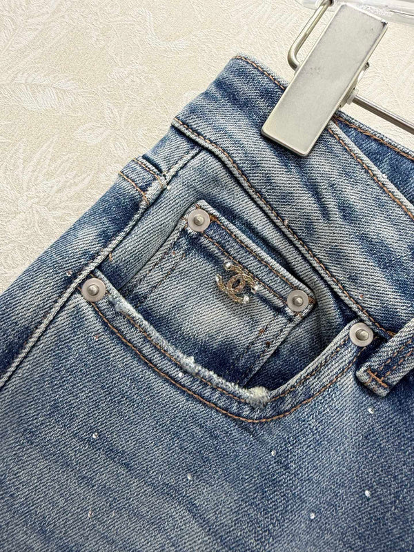CC 26s Pantalon évasé en jean 353018