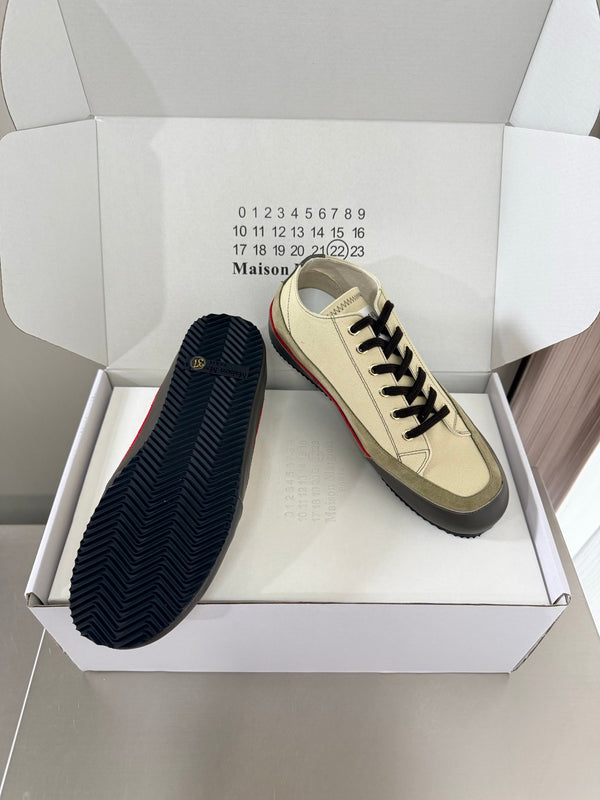 MM Traveler Sneaker Khaki Olive Canvas Sheeepskin 872469