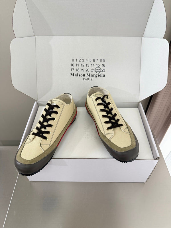 MM Traveler Sneaker Khaki Olive Canvas Sheeepskin 872469