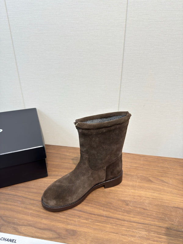 Chanel 25 Boot Brown Suede 465612
