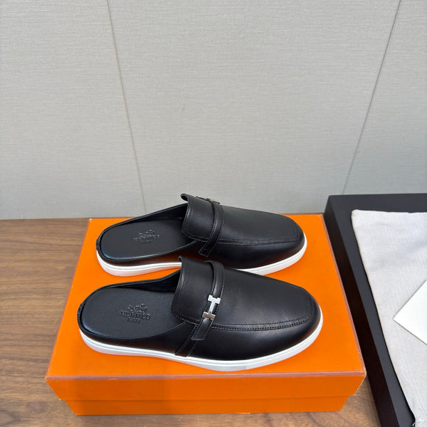 HM 25s Like Mule Black Lambskin Rubber 465666