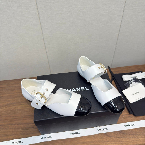 CC 26s Marry Jane plat 2,5cm blanc noir cuir de vachette 632182