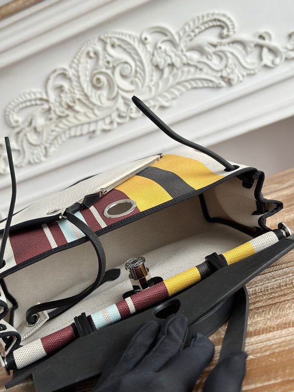 BORSA HERBAG ZIP 31 LACCATA IN TELA MARRONE MIX GIALLO H PLUME