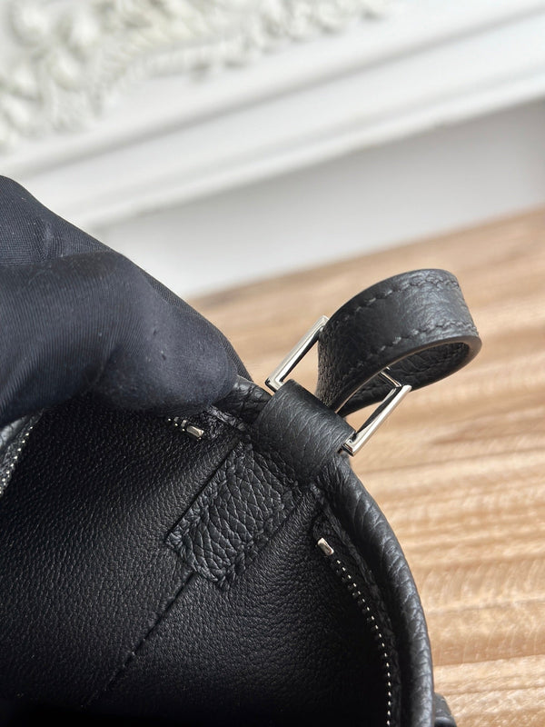 HM Berlingot Shoulder Bag Black Epsom Leather 270325