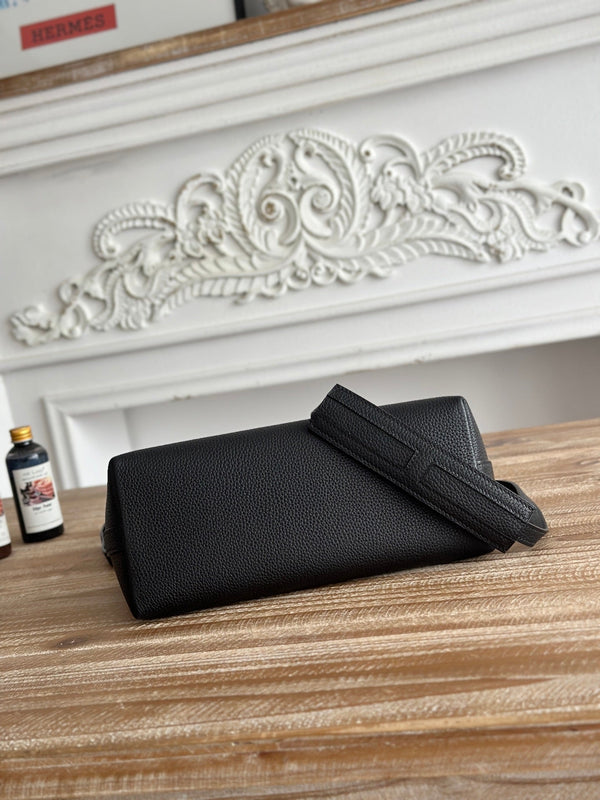 HM Berlingot Shoulder Bag Black Epsom Leather 270325