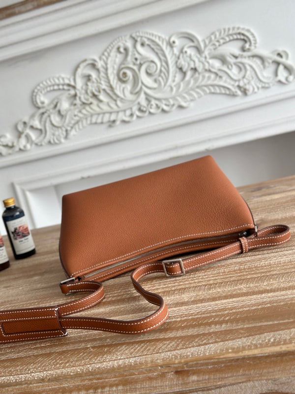 HM Berlingot Shoulder Bag Brown Epsom Leather 270327