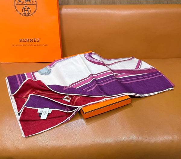 HM Les Roues de Phaeton Scarf 140x140cm Purple White Silk Cashmere 269477
