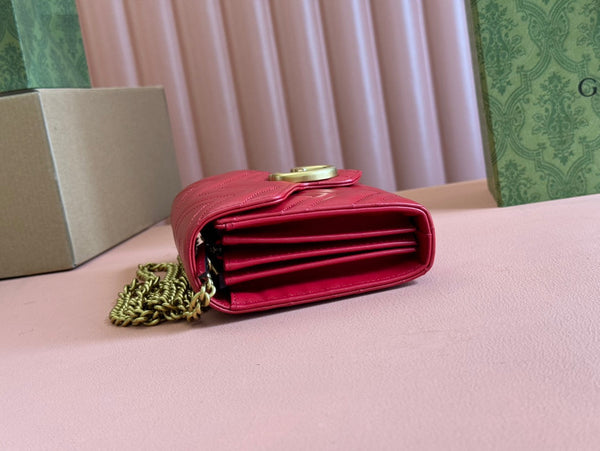 BORSA A TRACOLLA PICCOLA MARMONT 20 IN PELLE DI AGNELLO ROSSA E FERRAMENTA ORO