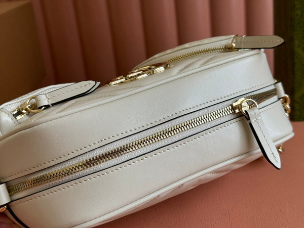 BORSA A TRACOLLA PICCOLA MARMONT 24 IN PELLE DI VITELLO BIANCA E FERRAMENTA ORO