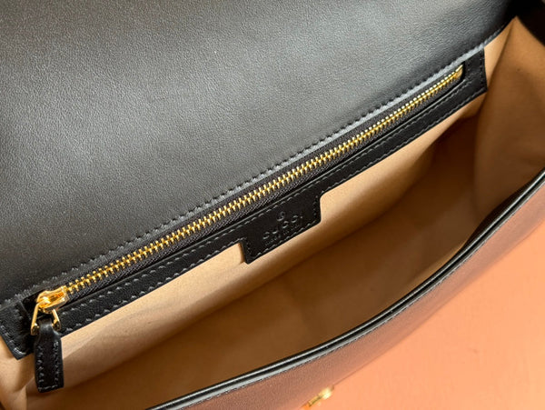 Borsa Gucci Blondie 32 in pelle nera e bianca, tela 239898
