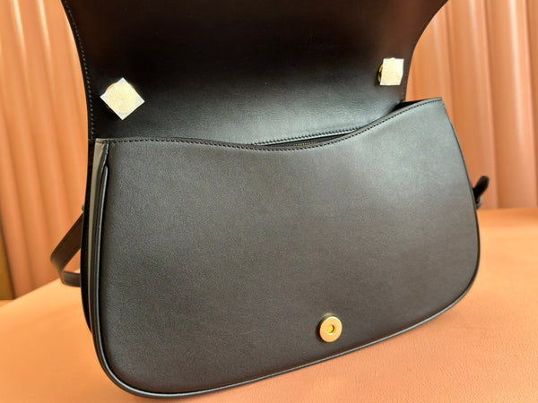 Borsa Gucci Blondie 32 in pelle nera e bianca, tela 239898