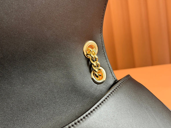 Gucci Blondie Small Shoulder Bag 26 Black Calfskin 272179