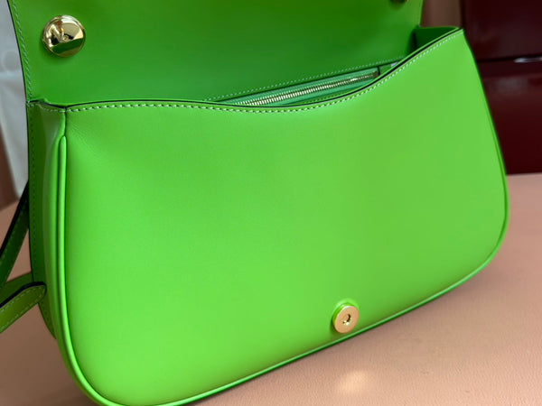 Sac à main GG Blondie Grand modèle 32 cm en veau vert