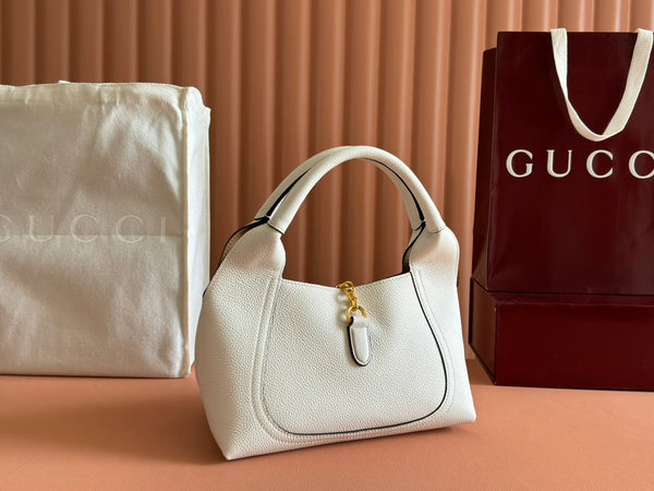 Gucci Solfbit 27.5 Bag White Calfskin 244323
