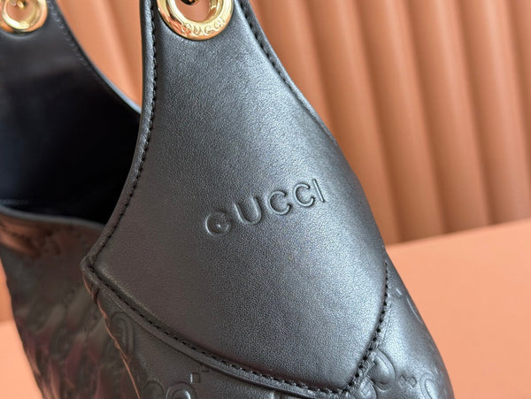 Borsa a mano Gucci Body Double Lock in pelle goffrata nera 248137