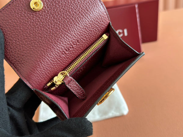 GG Softbit Card Case 10.5 In Rosso Ancora Red Grainy Calfskin Gold Hardware
