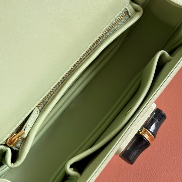 Borsa Gucci Bamboo Diva in pelle verde menta 255199
