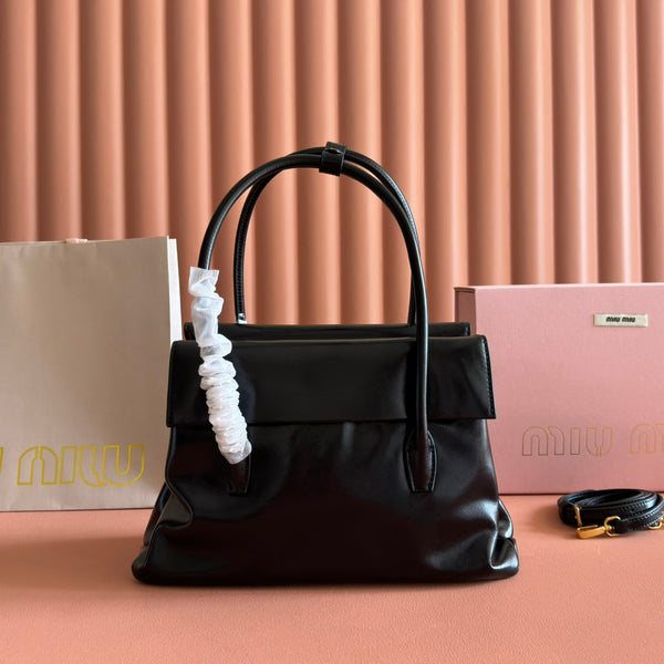 Sac Miu Solitaire 28 en veau noir