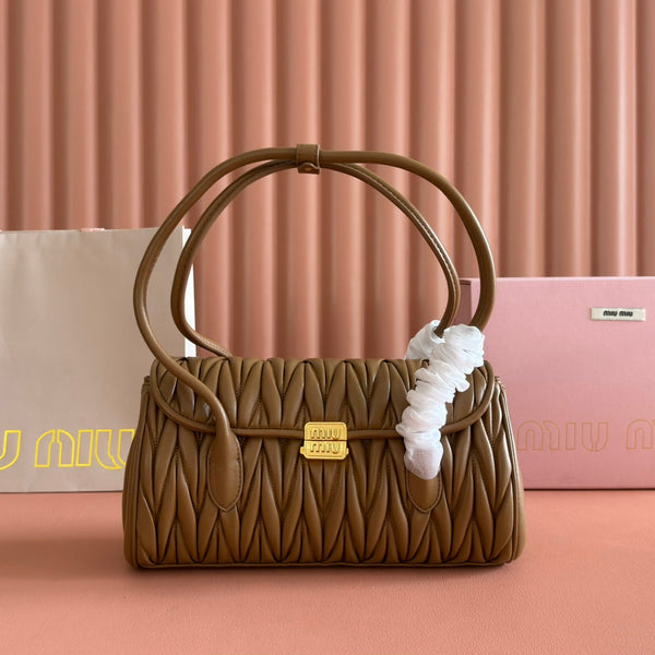 Miu 5bd265 Matelassé Shoulder Bag 28cm Tan Brown Lambskin