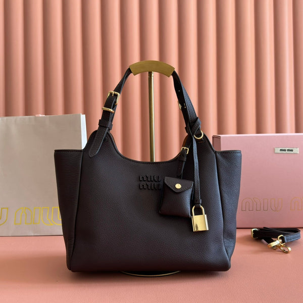 Miu 25ss Sac Seau en Cuir 25.5 Cuir Grainé Noir