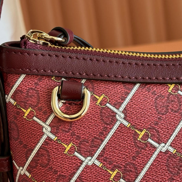 GG Emblem Small Shoulder Bag 22cm Red GG Fabric