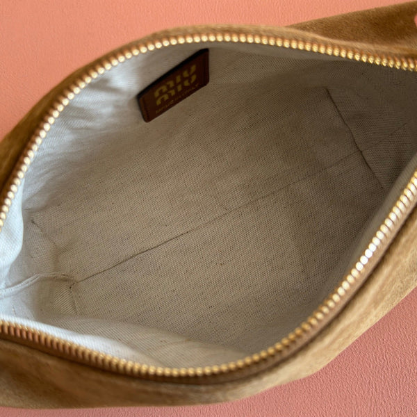 Miu 5NE841 Pouch Camel Suede 280987