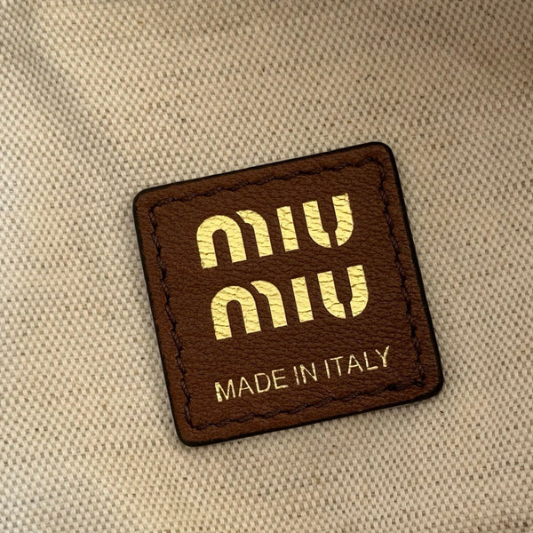 Miu 5NE841 Pouch Camel Suede 280987