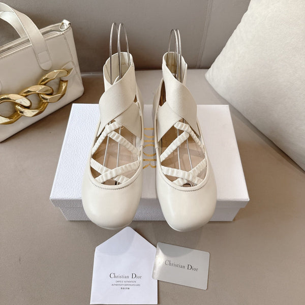 CD 26s Shade Ballet Flats Cream Satin 939598