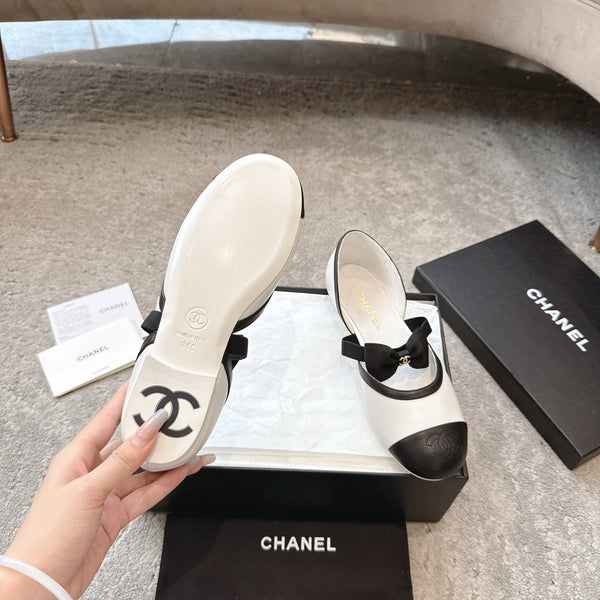 CC 25b Fall-Winter Mary Janes 15mm White Black Calfskin & Sheepskin 415776