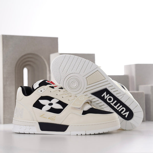 SNEAKER LV TRAINER IN PELLE DI VITELLO BIANCA E CAMOSCIO NERO