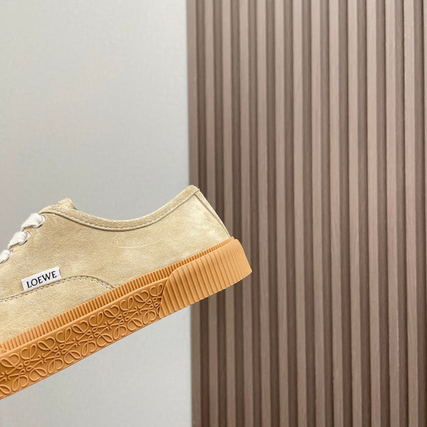 SNEAKER ALLACCIATA TERRA VULCA IN CAMOSCIO MARRONE SABBIA