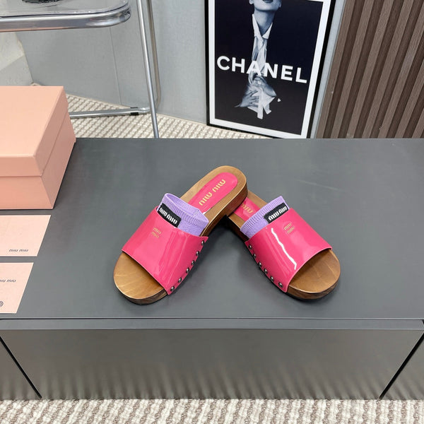 Miu Slippers In Pink Glossy Calfskin With Purple Half-Foot Socks