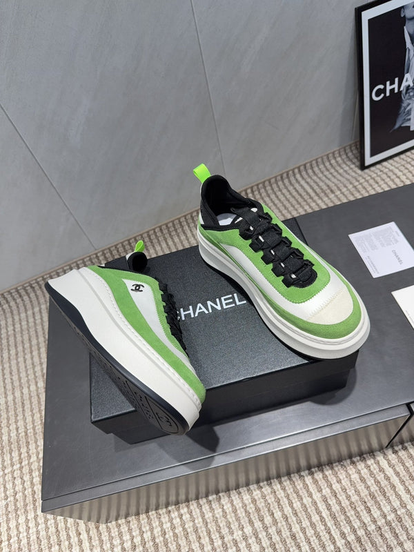 Chanel 25 Sneaker Green White Black Suede 540298