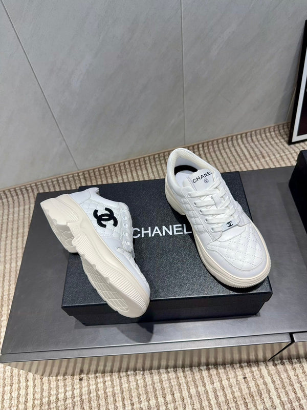 Chanel 25 Sneaker White Cowhide 540334