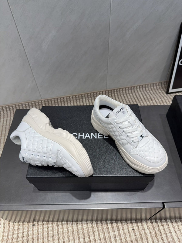 Chanel 25 Sneaker White Cowhide 540334