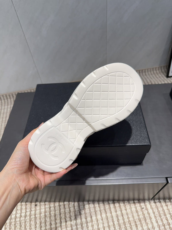 Chanel 25 Sneaker Pink Brown White Suede Cowhide 540338