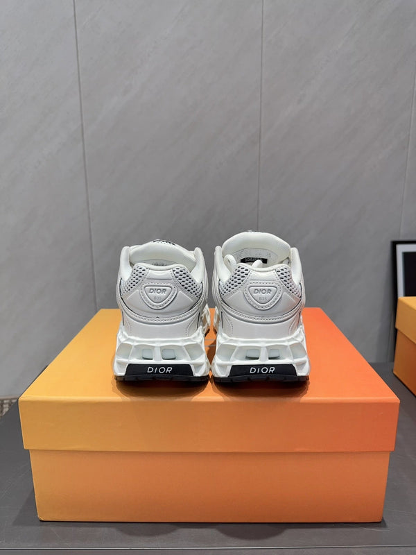 CD B35 NXXT Baskets en caoutchouc maillé blanc 614257