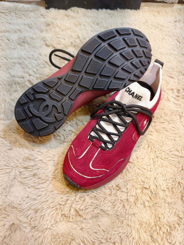 CC Métiers d’art 2026 Sneakers Burgundy Suede 941010