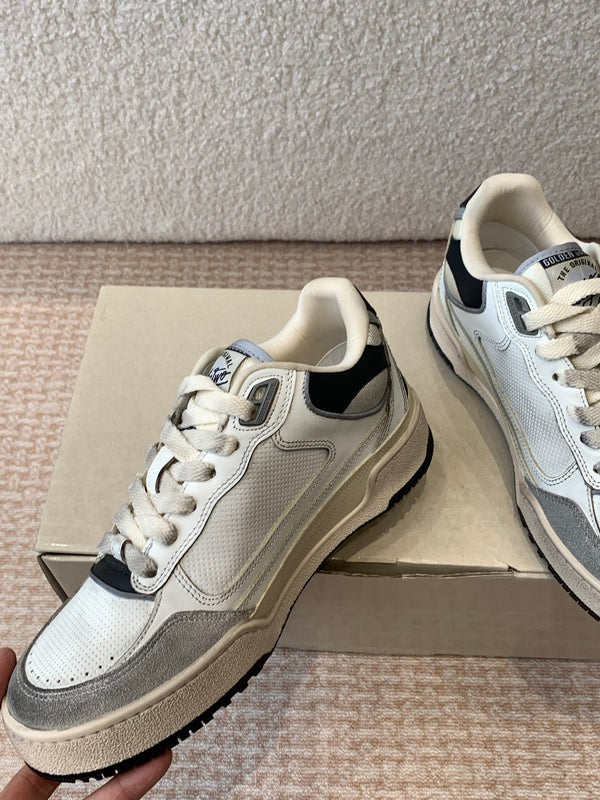 SNEAKERS FORTY2 CON TOMAIA IN VITELLO BIANCO E CAMOSCIO GRIGIO CON STELLA NERA