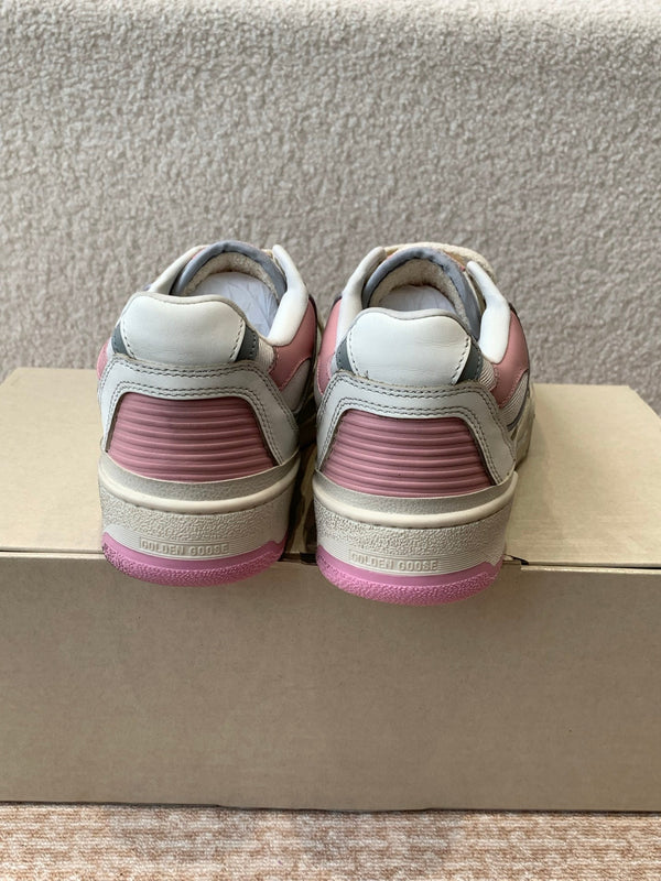 FORTY2 SNEAKERS WITH PINK STAR AND WHITE LEATHER HEEL TAB