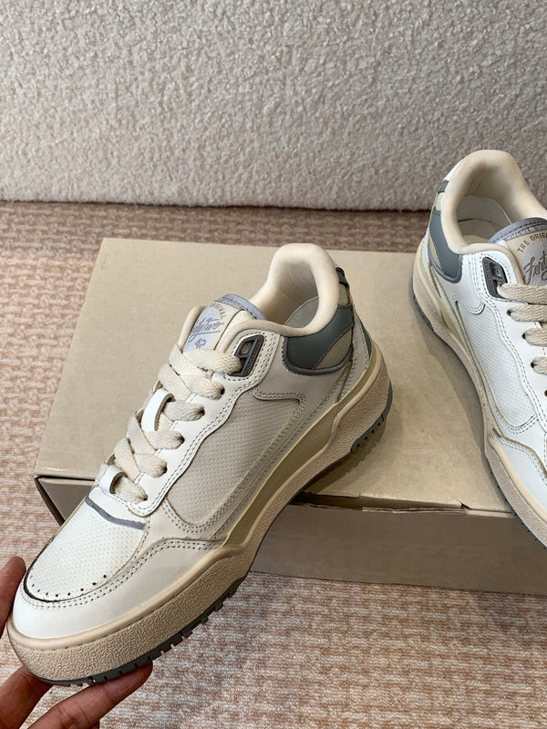 FORTY2 SNEAKERS WITH GREY STAR AND WHITE LEATHER HEEL TAB