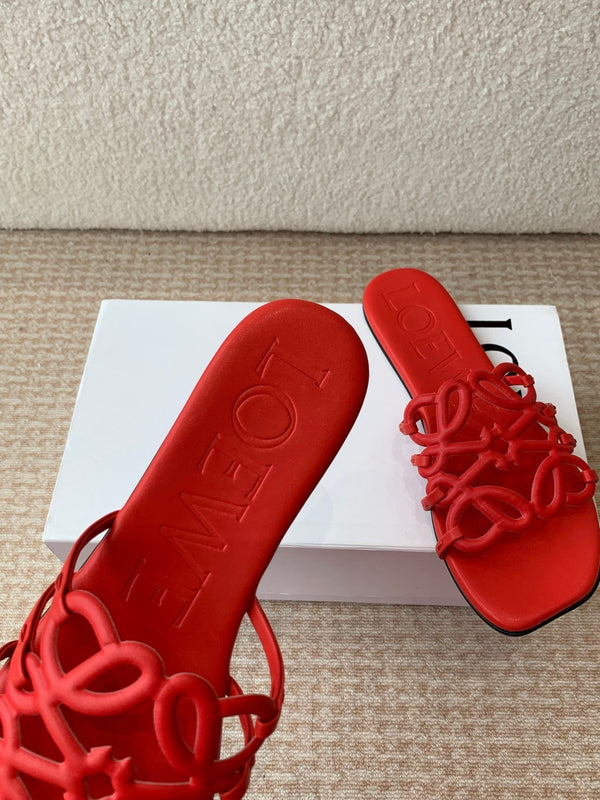 Loewe 25 Petal Anagram Slides Pelle di vacchetta rossa